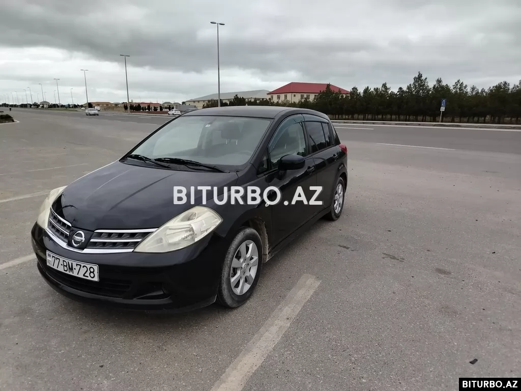 Nissan Tiida