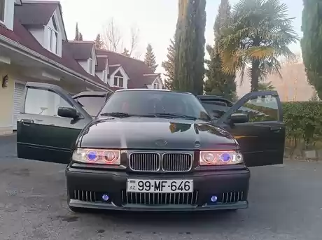 BMW 318