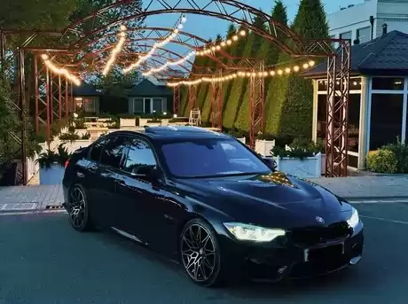 BMW 330
