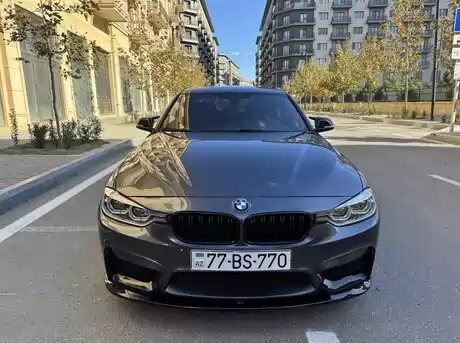 BMW 330