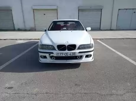 BMW 525