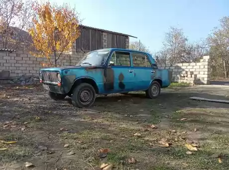 LADA (VAZ) 21011