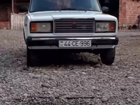 LADA (VAZ) 2107