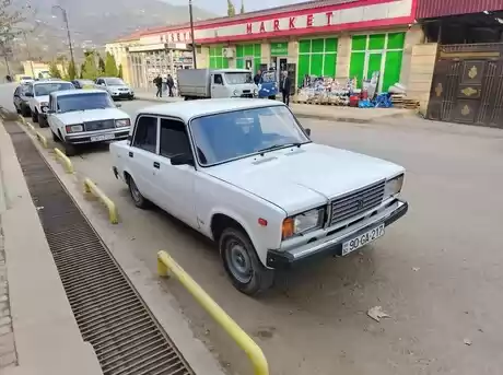 LADA (VAZ) 2107