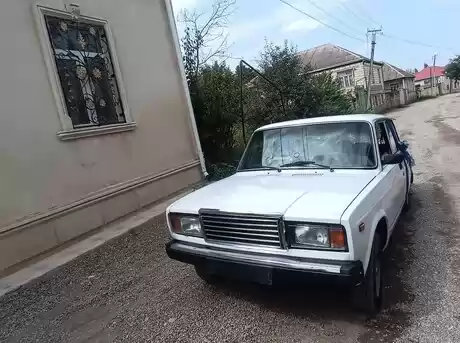 LADA (VAZ) 2107