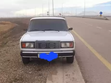 LADA (VAZ) 2107
