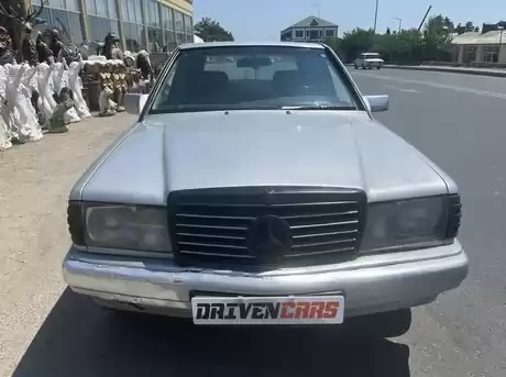 Mercedes 190