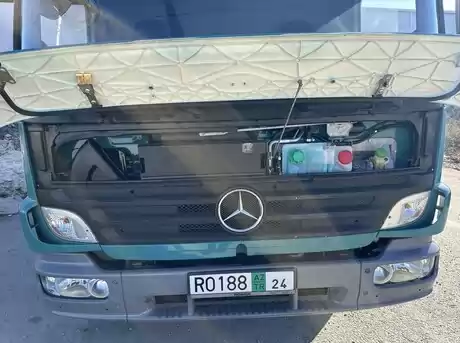 Mercedes Atego 818