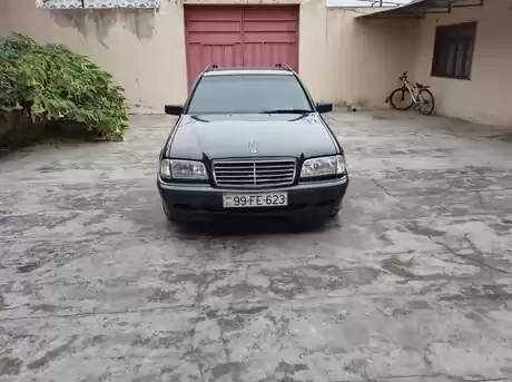 Mercedes C 180