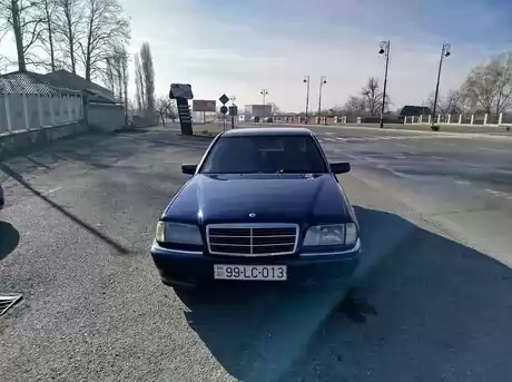 Mercedes C 180