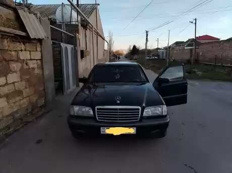 Mercedes C 180