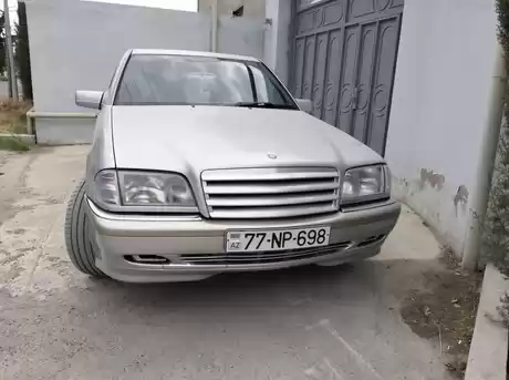 Mercedes C 180