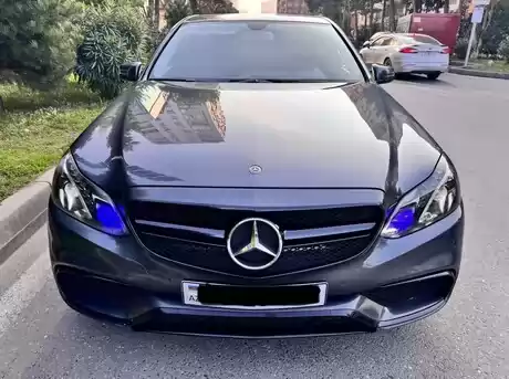 Mercedes E 220 d