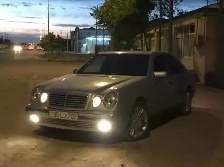 Mercedes E 220 d