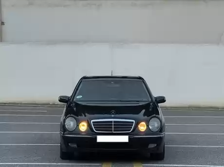 Mercedes E 270