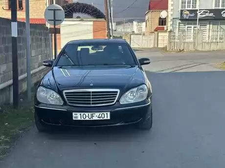 Mercedes S 320