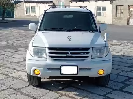 Mitsubishi Pajero io