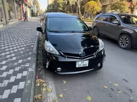 Toyota Prius V