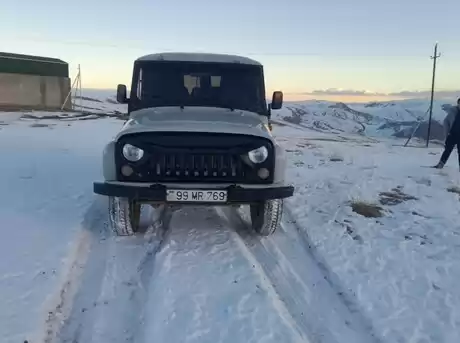 UAZ 31519