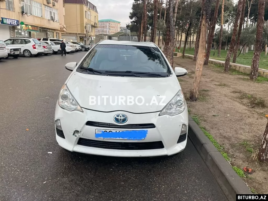 Toyota Prius C