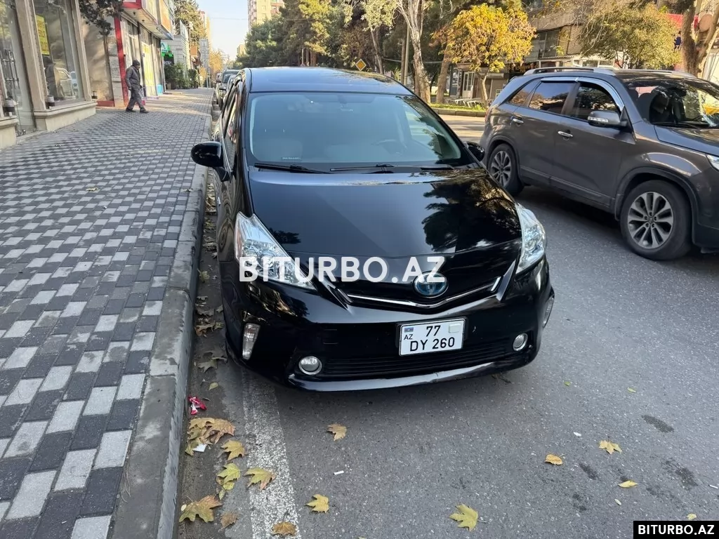 Toyota Prius V