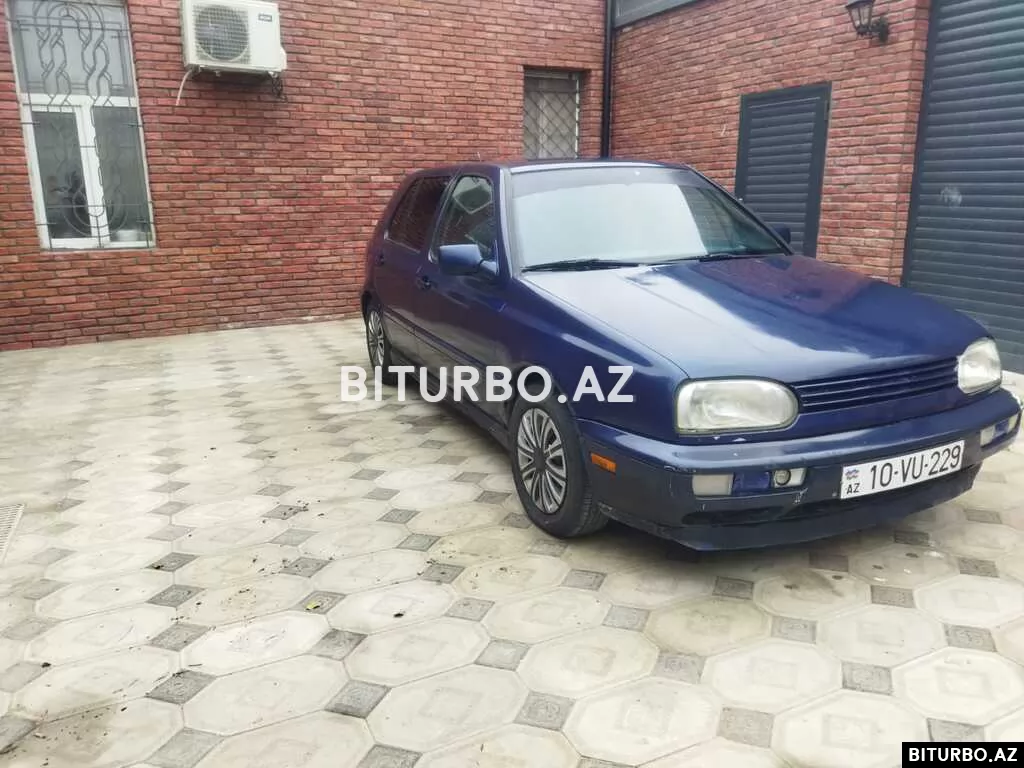 Volkswagen Golf